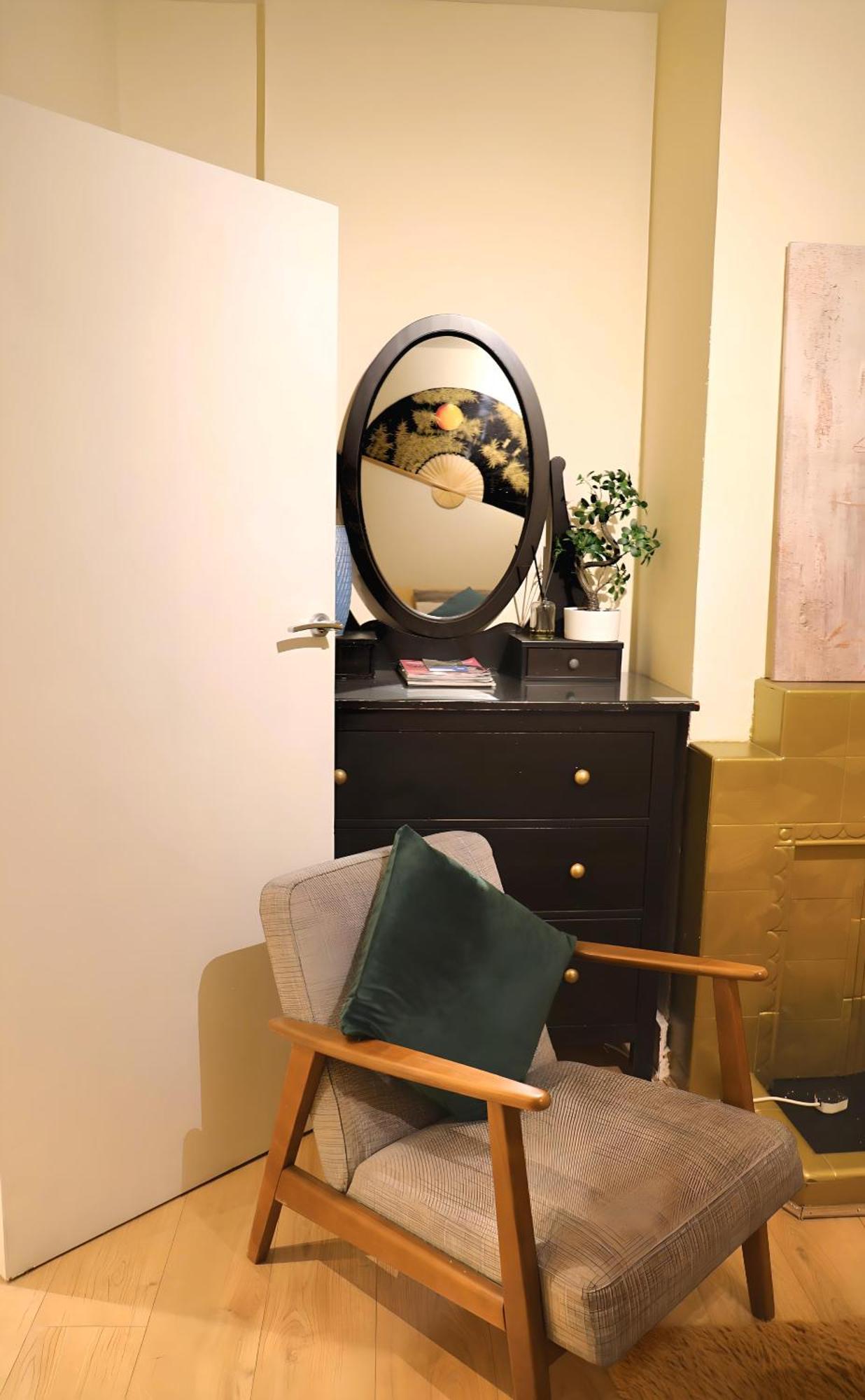 Central London Chinatown 1 Bedroom 1 Bathroom Flat Dış mekan fotoğraf